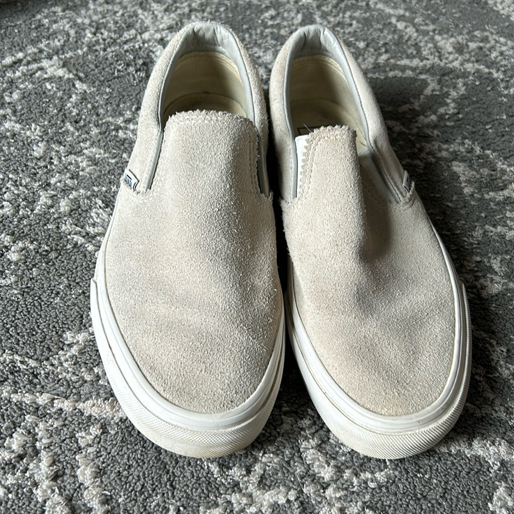 Tan vans